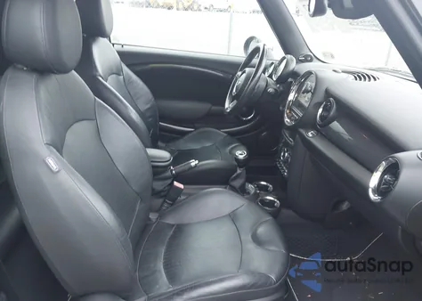 2011 Mini Cooper S S из США, поврежденный, VIN WMWZP3C50BTX84044